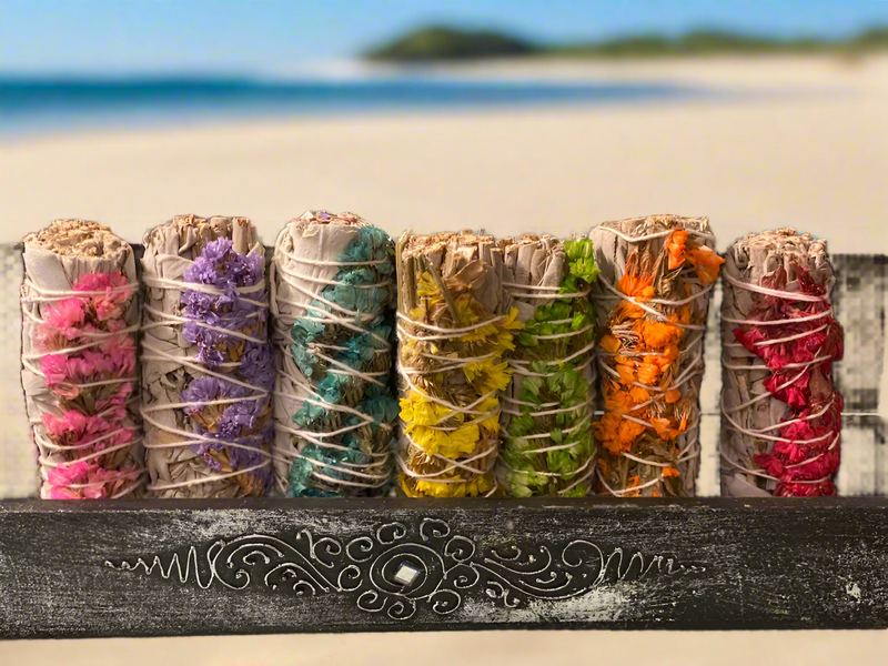 White Sage / Chakra Sinuata Flower Smudge Stick Gift Set (7 smudge sticks included) FB3148