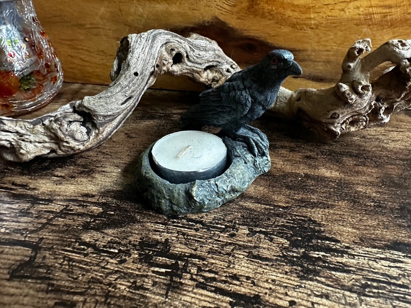 Raven Totem/Spirit Figurine with Tealight Holder FB1851 🐦‍⬛