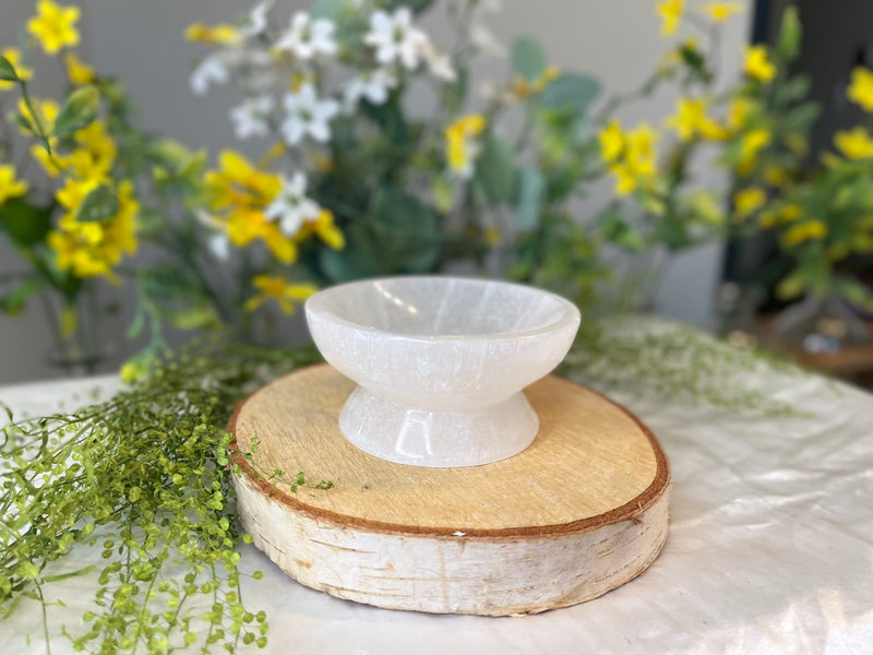 Selenite Carved Pedestal Bowl, strong vibration, Angelic Realm FB1513