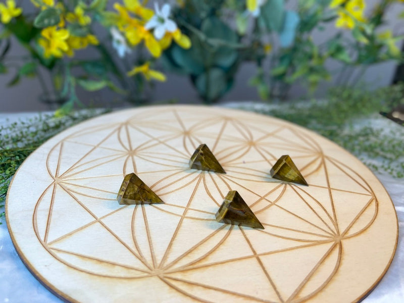 Tiger Eye Faceted Conical Pyramid Carvings FB2433