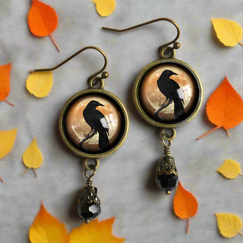 Raven / Crow Orange Glass Cabochon Dangle Earrings FB2697 🐈‍⬛