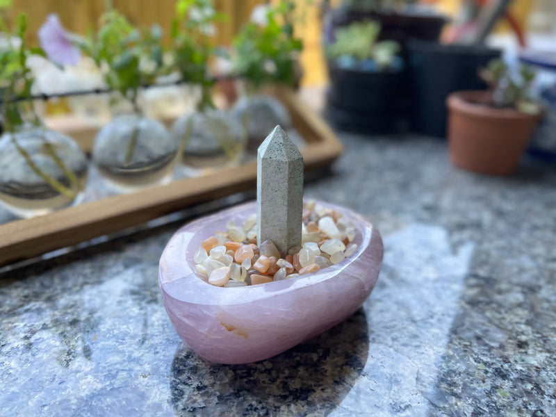 Lavender Rose Quartz Bowl FB3421