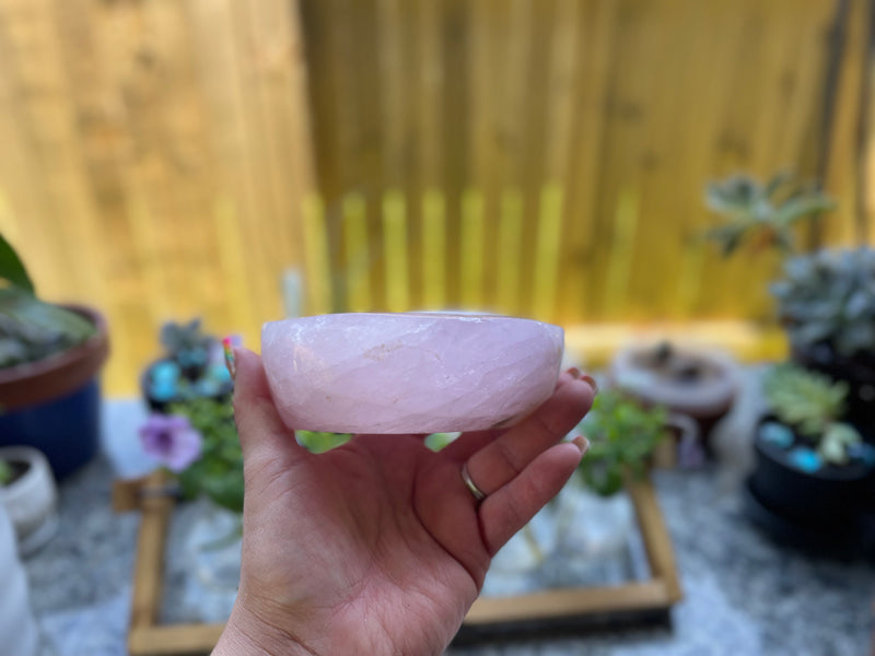 Lavender Rose Quartz Bowl FB3421