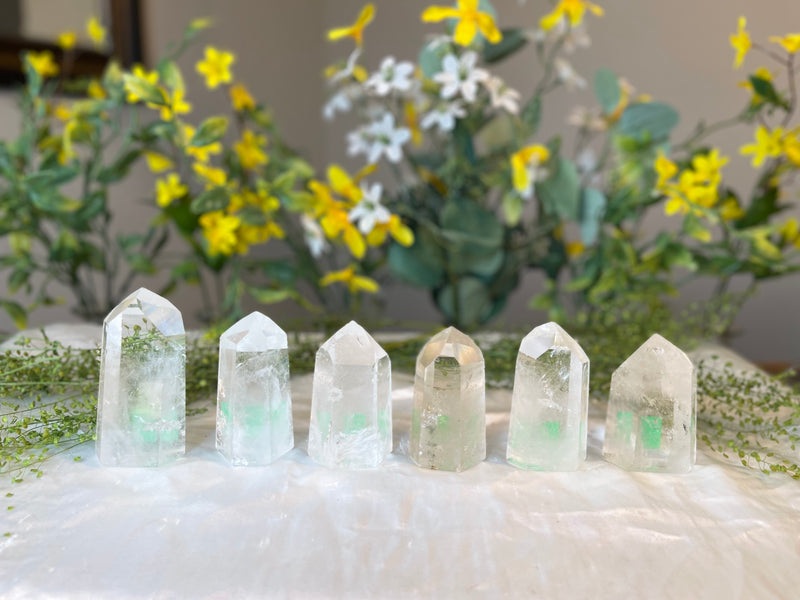 Clear Quartz Polished 🌵 High Grade 🌵 Standing Points (towers) for amplifying energy FB3218