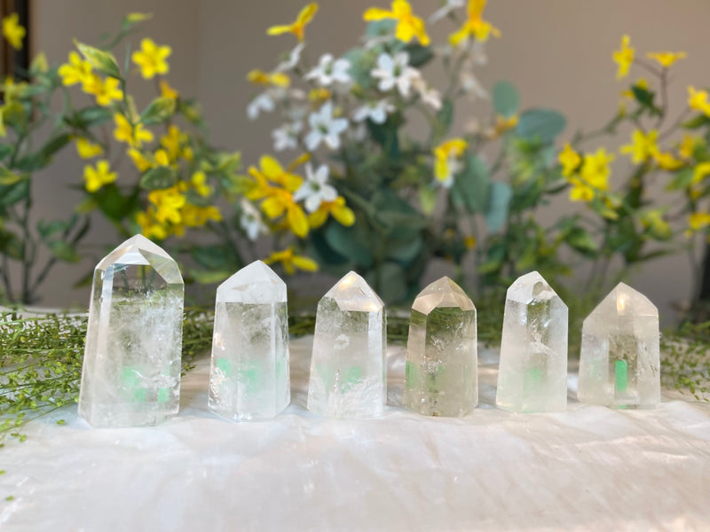 Clear Quartz Polished 🌵 High Grade 🌵 Standing Points (towers) for amplifying energy FB3218