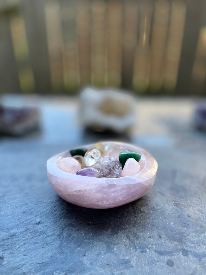 Lavender Rose Quartz Bowl FB3421