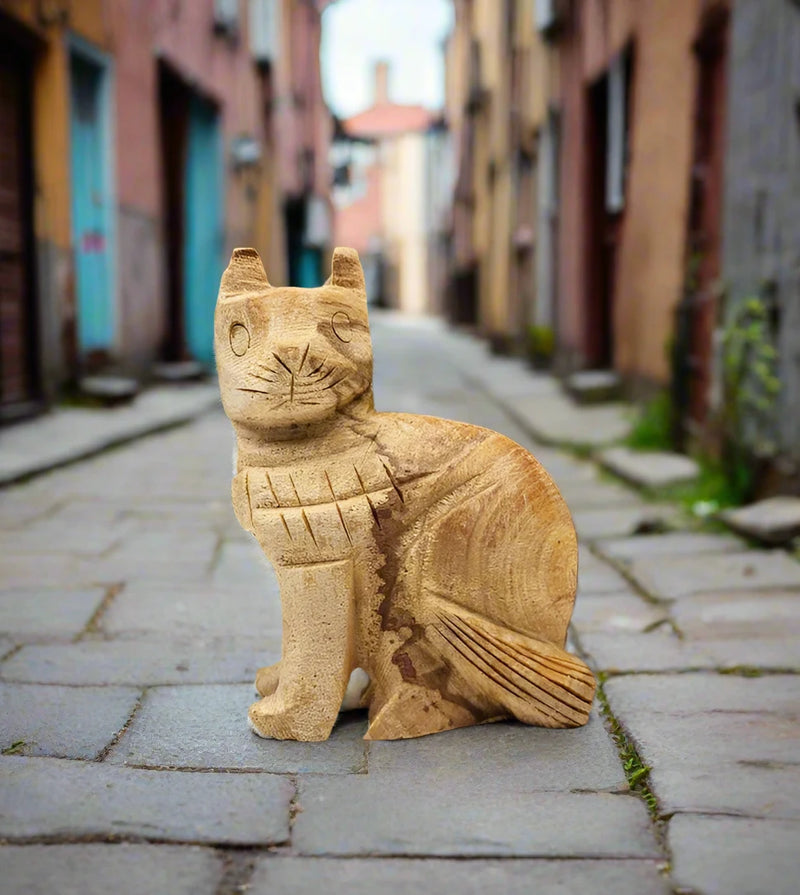 Palo Santo Carved Cat, Totem / Spirit Animal from Peru FB1772 🐈