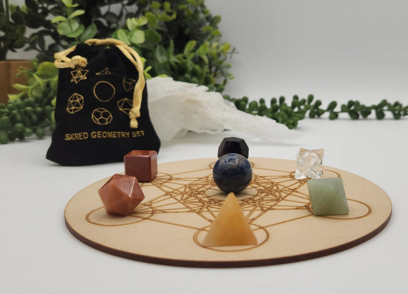 Sacred Geometry Collection - Platonic Solids in assorted gemstones FB2047 🦚