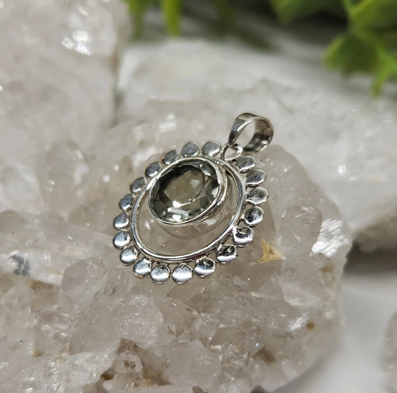 Sterling Silver Round Stone in Floating Frame Pendant, Boxed FB3457 💛