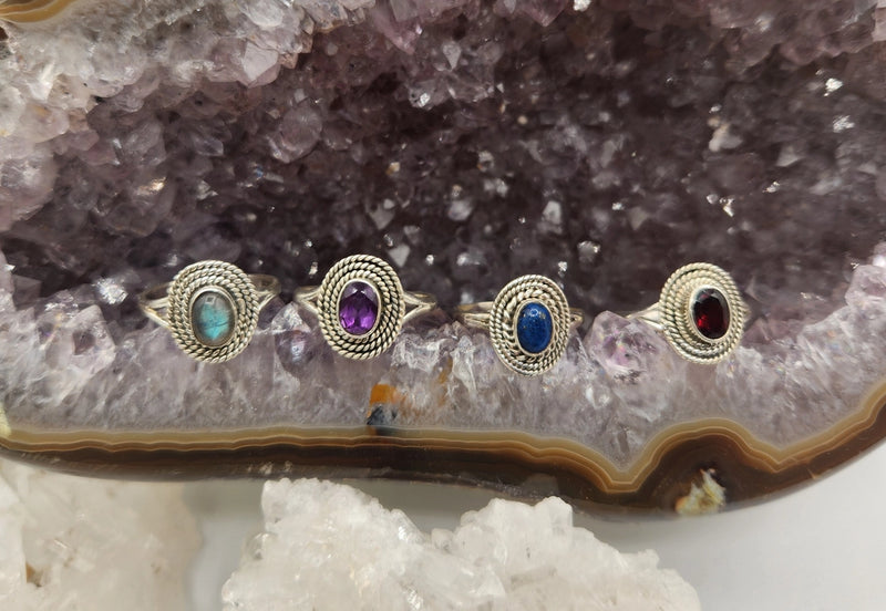 Sterling Silver Semi-Precious Gemstones, Oval Stone, Rope setting Adjustable Rings FB1839