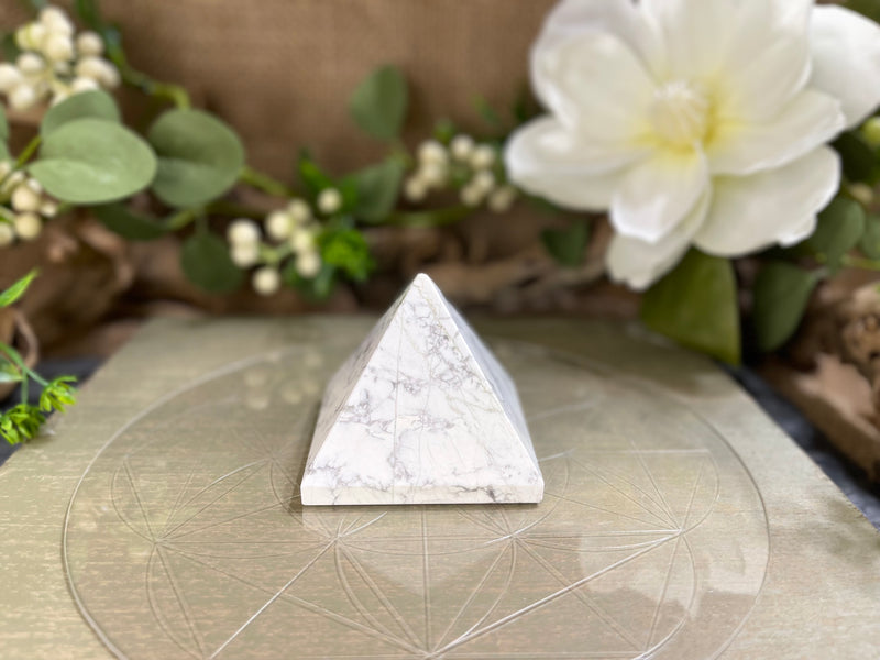 White Howlite Pyramid for awareness and to release pain and anger FB1090