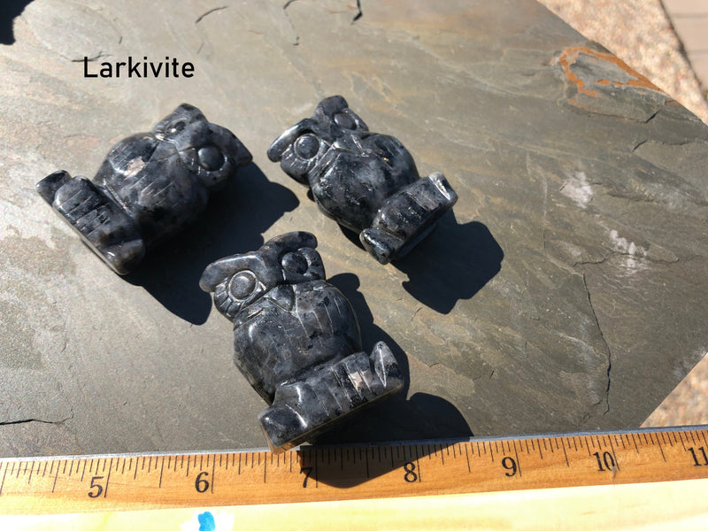 Owl Carving - Totem / Spirit Owl, Assorted Gemstones FB1343