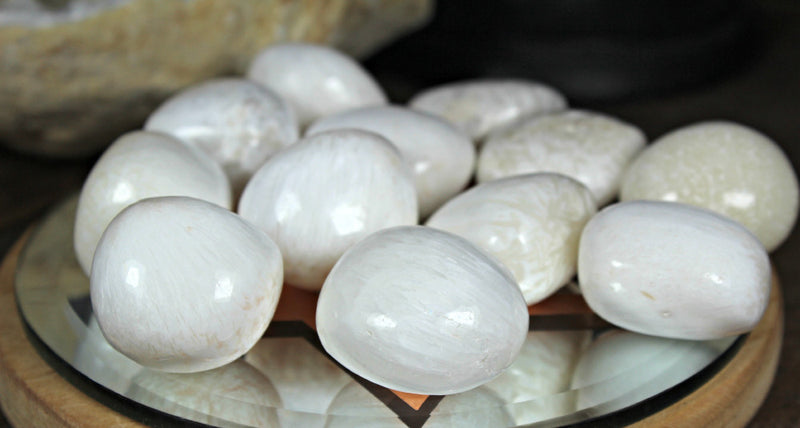 Tumbled Scolecite for calm, sleep and communication
