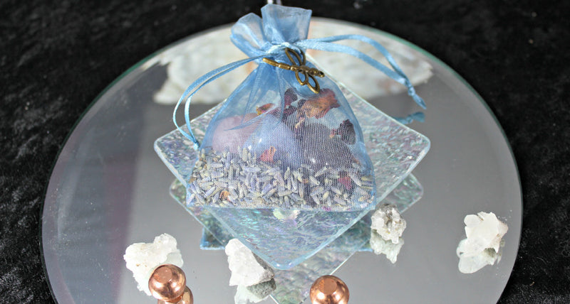 Dragonfly Wings - Crystal Essential Sachets - Calm , Tranquil Dreams, Focus, Energize, Protection, Business Prosperity